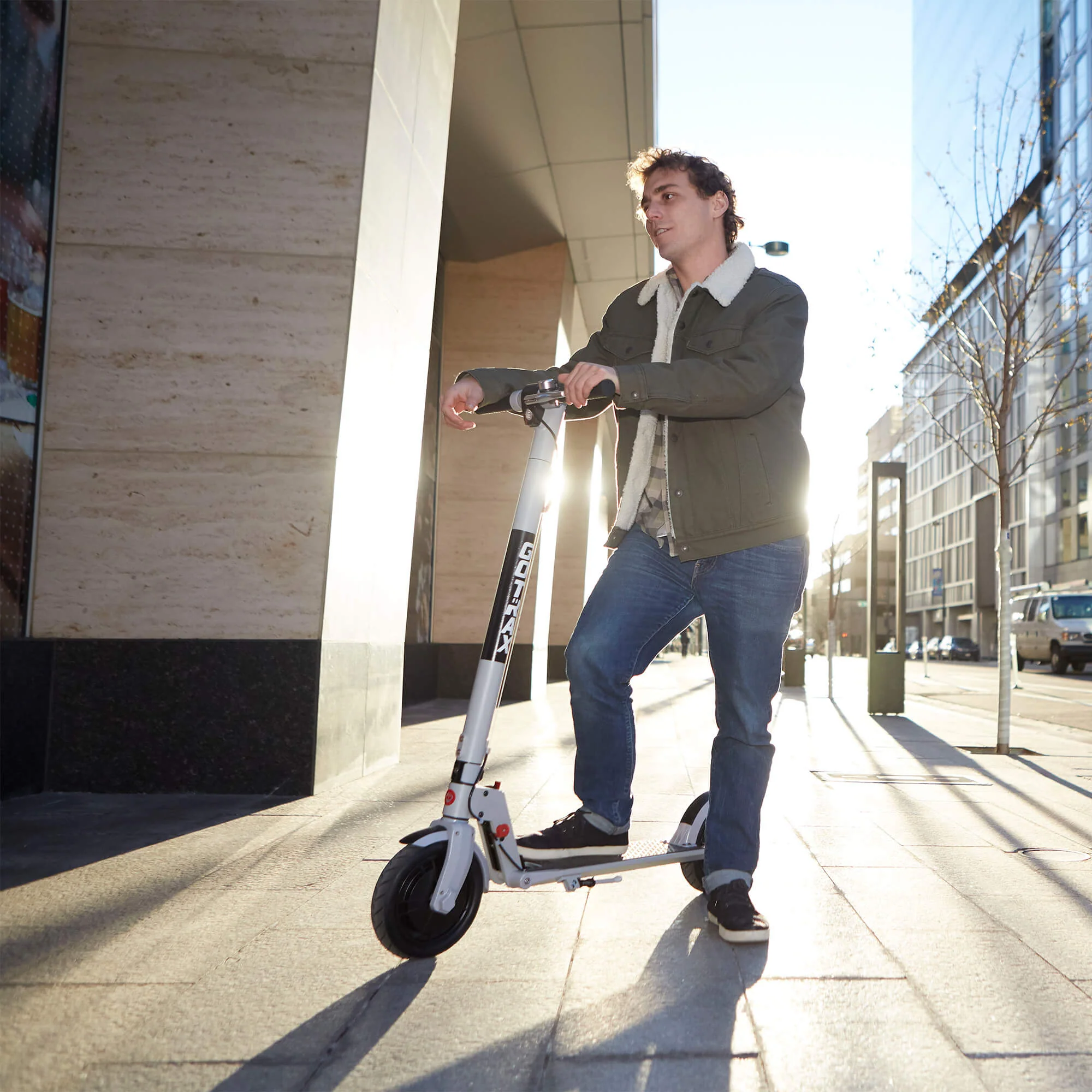 Xr Ultra Electric Scooter - Image 4